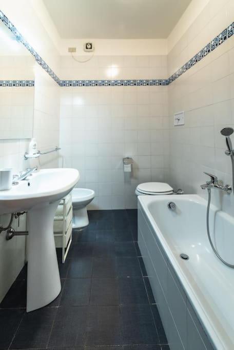 Casa Magnodeno Apartment เลคโค ภายนอก รูปภาพ